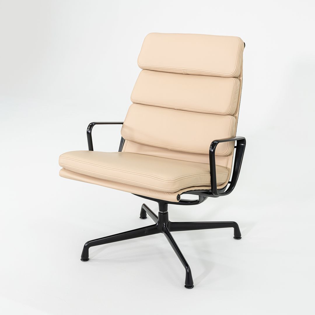 Eames Soft Pad Lounge Chair, EA216
