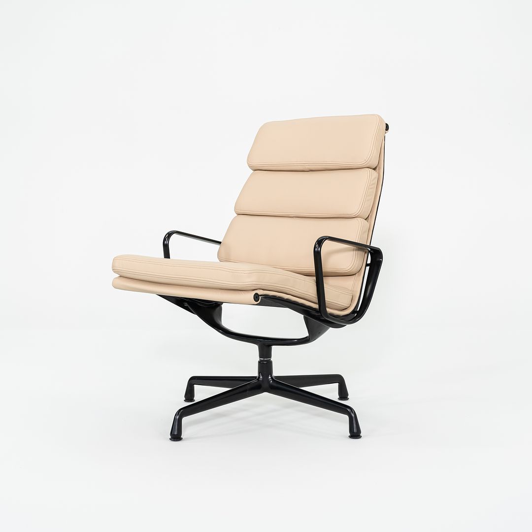 Eames Soft Pad Lounge Chair, EA216