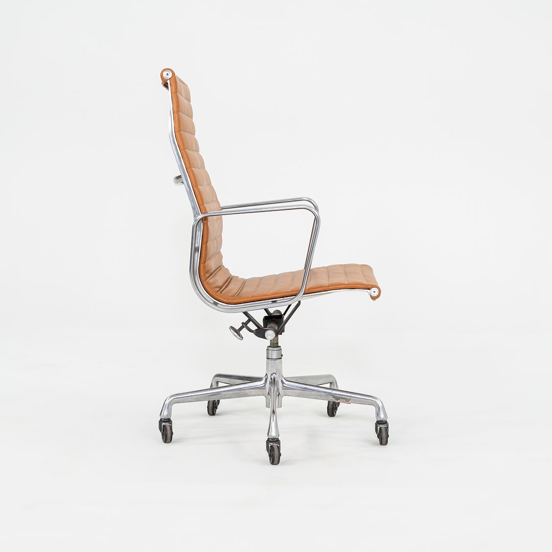 Aluminum Group Executive Chair