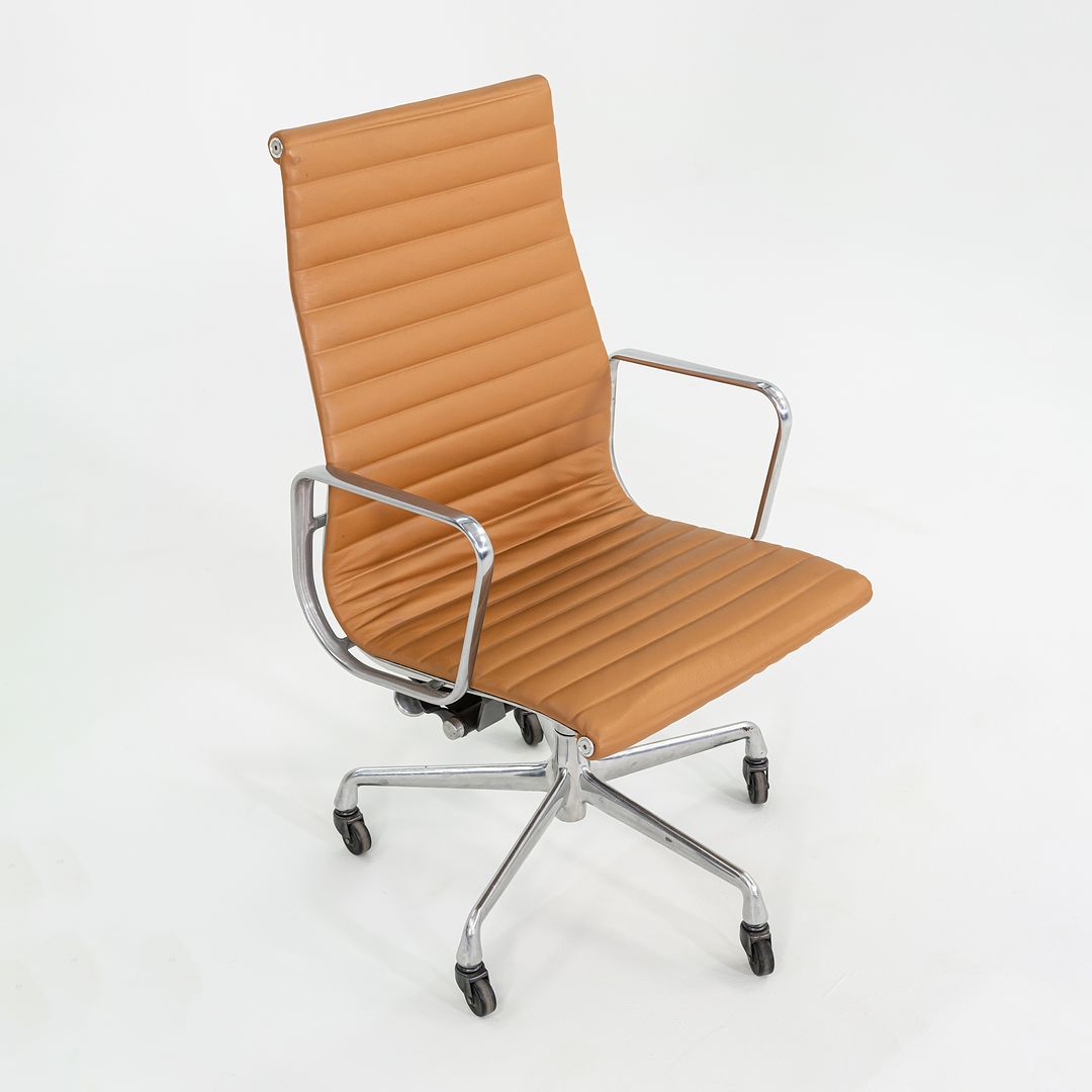 Aluminum Group Executive Chair