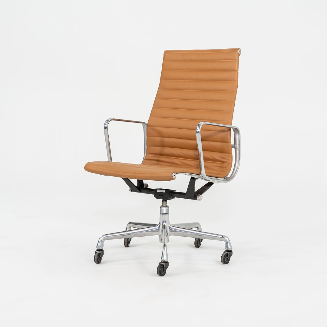 Aluminum Group Executive Chair