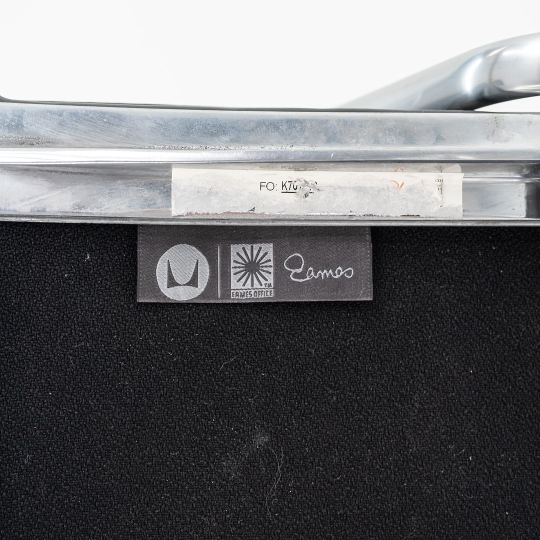 Eames Soft Pad Management Chair, EA435