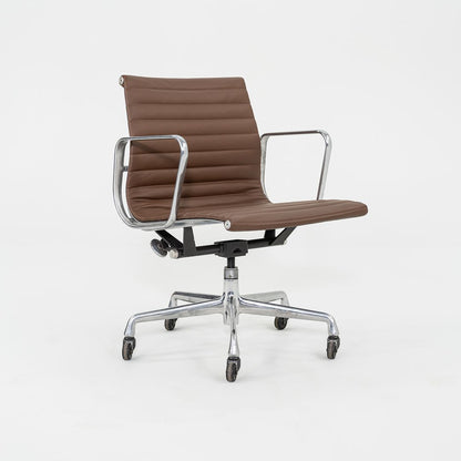 Eames Aluminum Group Management Chair