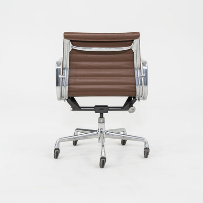 Eames Aluminum Group Management Chair