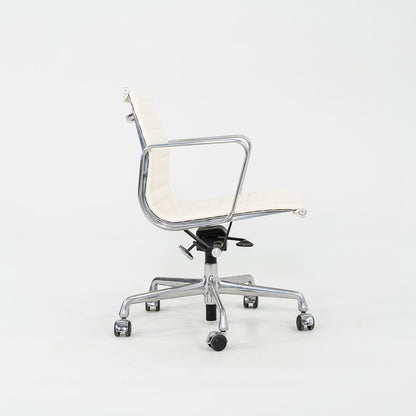 Eames Aluminum Group Management Desk Chair, Model EA335