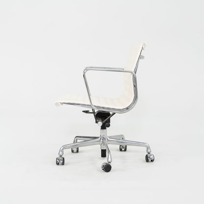 Eames Aluminum Group Management Desk Chair, Model EA335