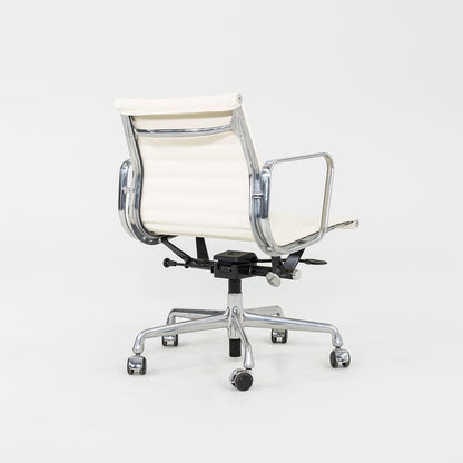 Eames Aluminum Group Management Desk Chair, Model EA335