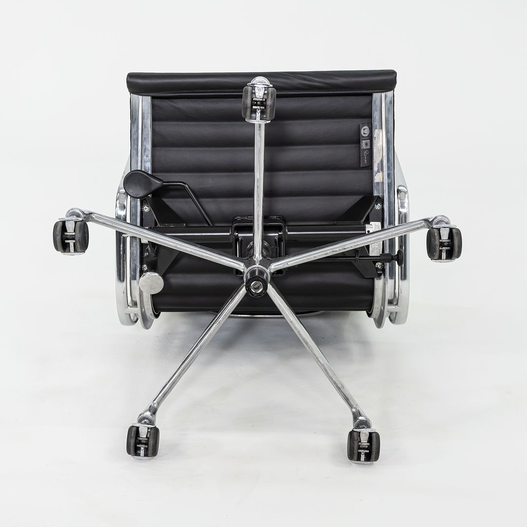 Eames Aluminum Group Management Desk Chair, Model EA335