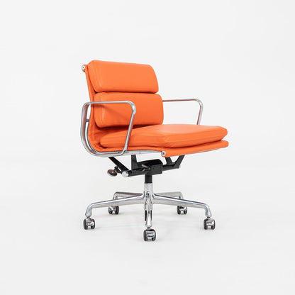 Eames Soft Pad Management Chair, EA435