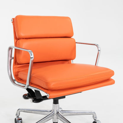 Eames Soft Pad Management Chair, EA435