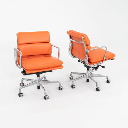 Eames Soft Pad Management Chair, EA435