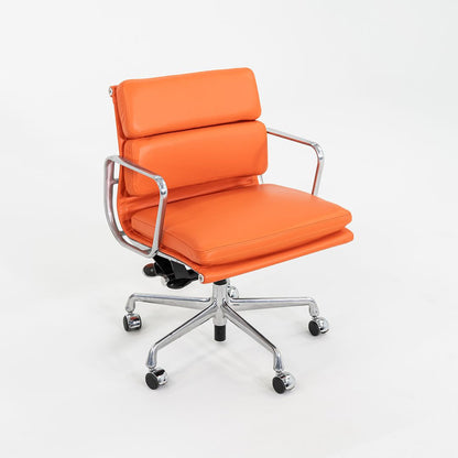 Eames Soft Pad Management Chair, EA435