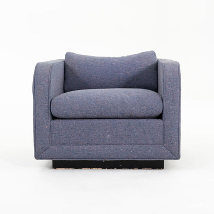 CH.86P Tuxedo Lounge Chair