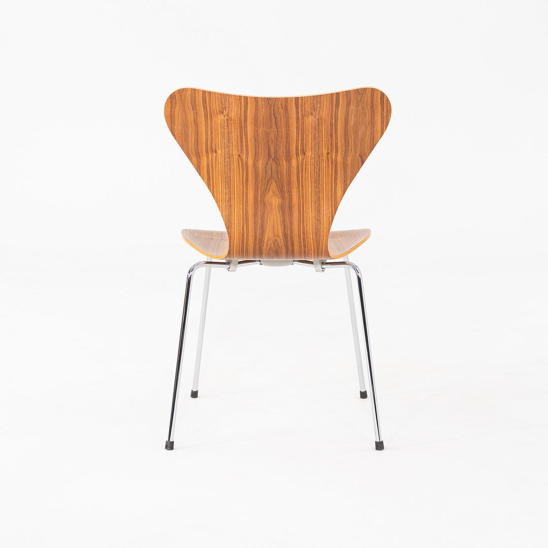 Series 7 Stacking Chair, Model 3107