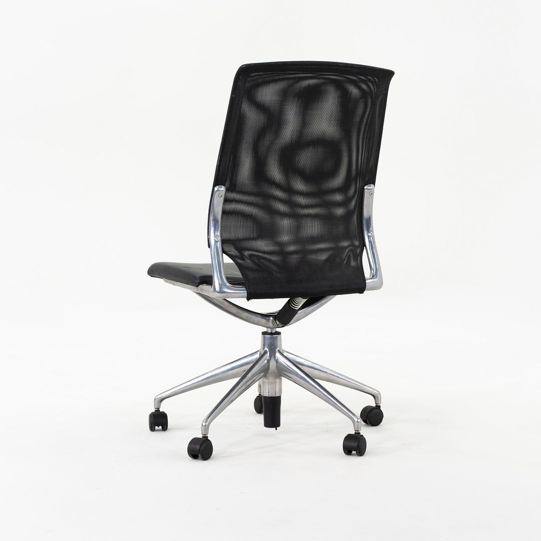 Armless Meda Desk Chair
