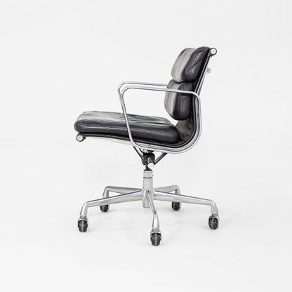 Soft Pad Management Chair, EA435