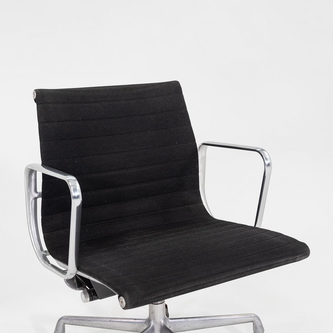 Aluminum Group Management Desk Chair, Model EA335