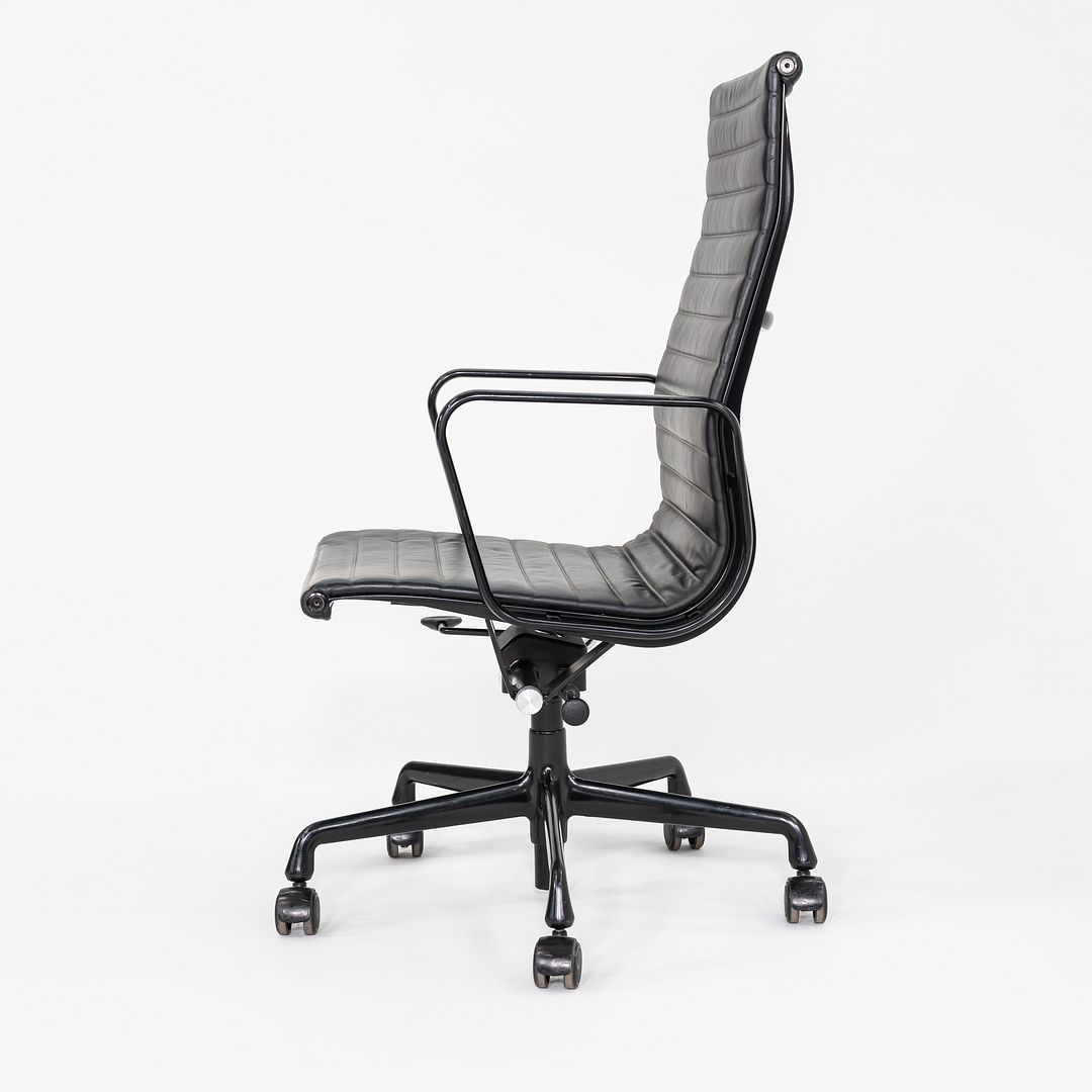 Aluminum Group Executive Desk Chair, EA337