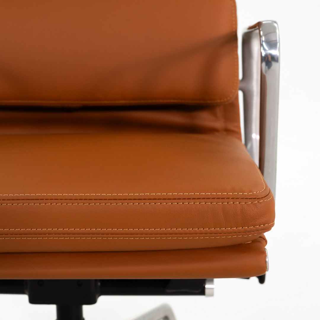 Aluminum Group Soft Pad Executive Desk Chair, Model EA437