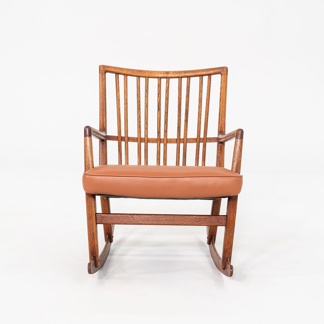 ML-33 Rocking Chair