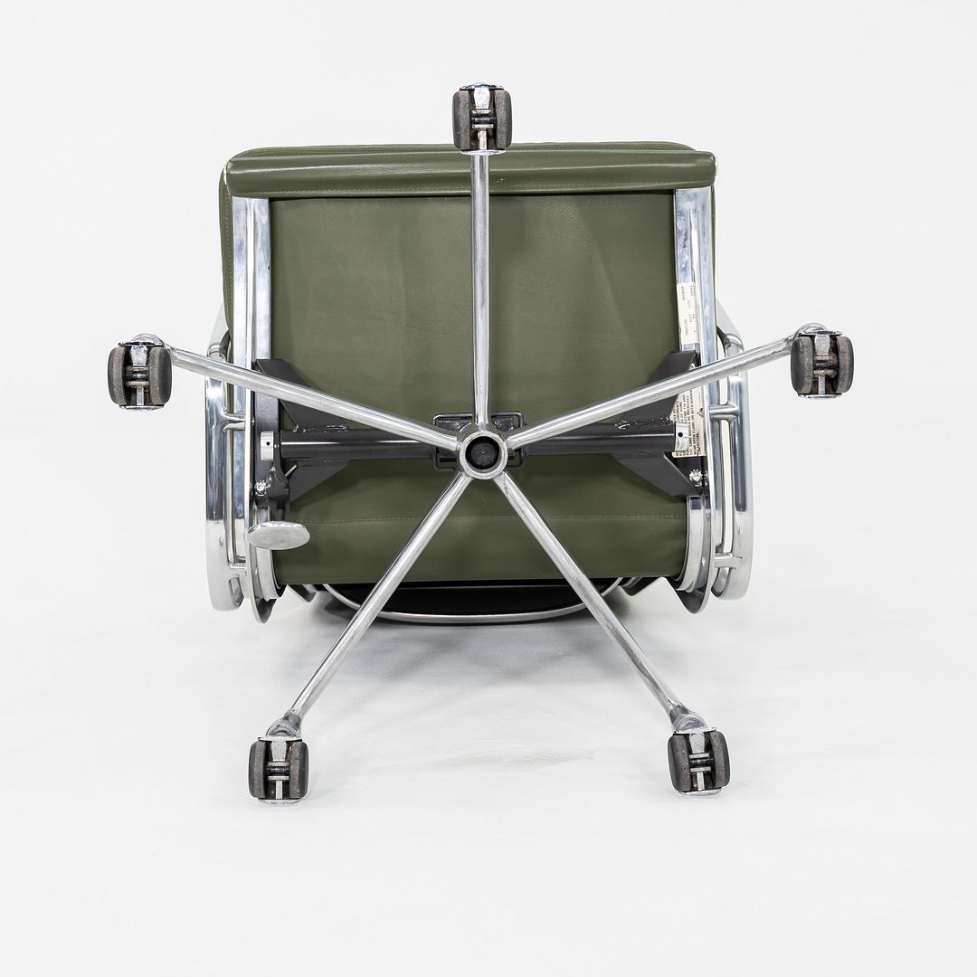Soft Pad Executive Chair, Model EA437