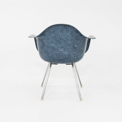 MAX Armchair