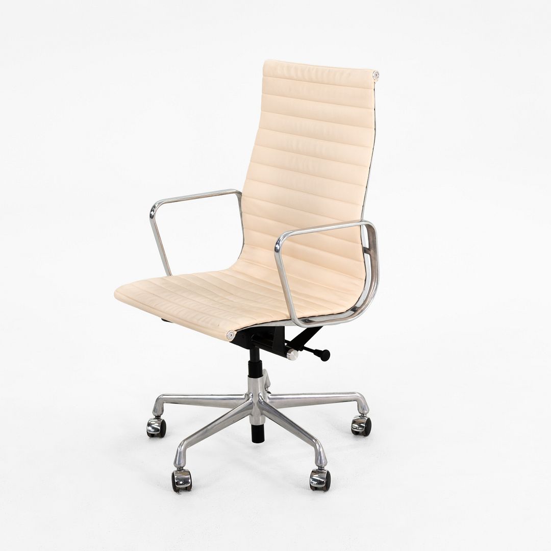 Eames Aluminum Group Executive Desk Chair, EA337