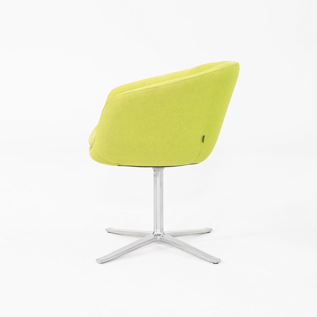 Bob Guest Swivel Chair