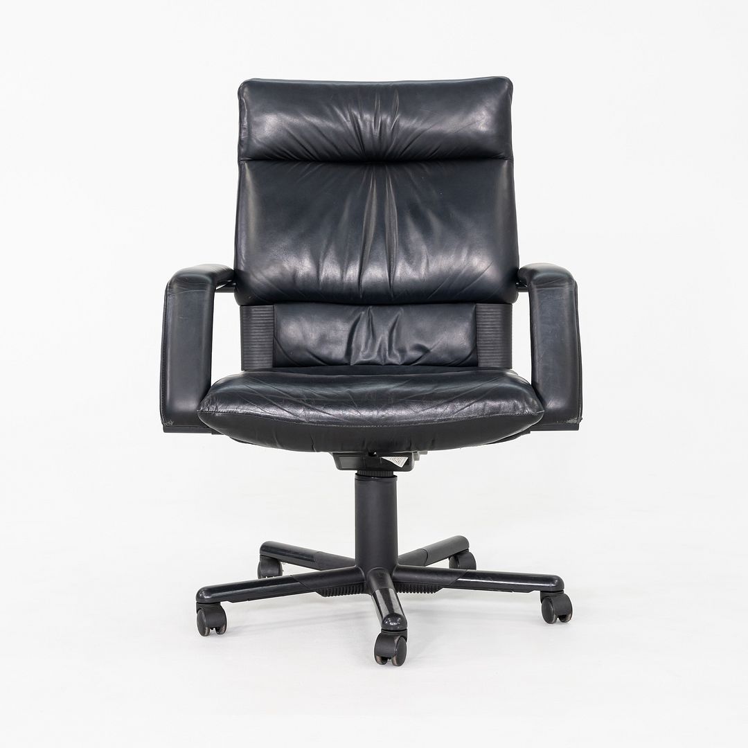 Figura Desk Chair