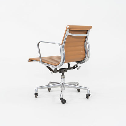 Aluminum Group Management Chair, Model EA335