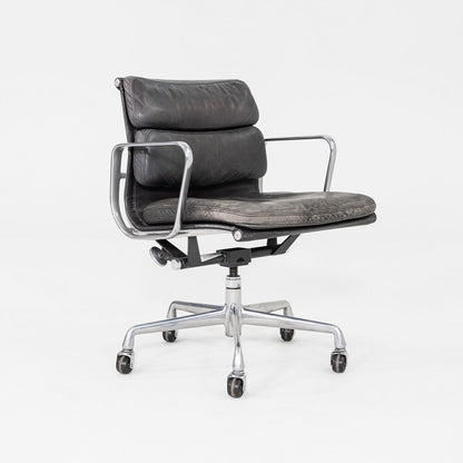 Soft Pad Management Chair, EA435