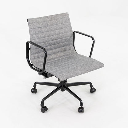 Aluminum Group Management Desk Chair, EA335