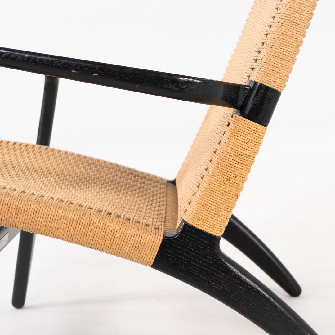 CH25 Lounge Chair