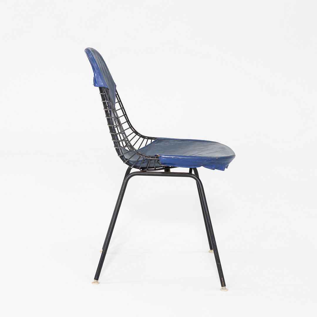 DKX-1 Chair