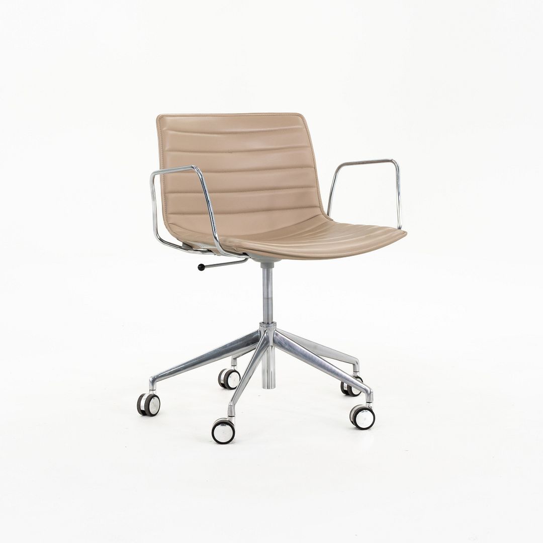 Catifa 53 Desk Chair