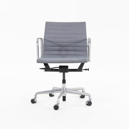 Aluminum Group Management Desk Chair