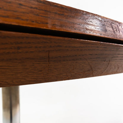 Oval Desk with Alpha Base