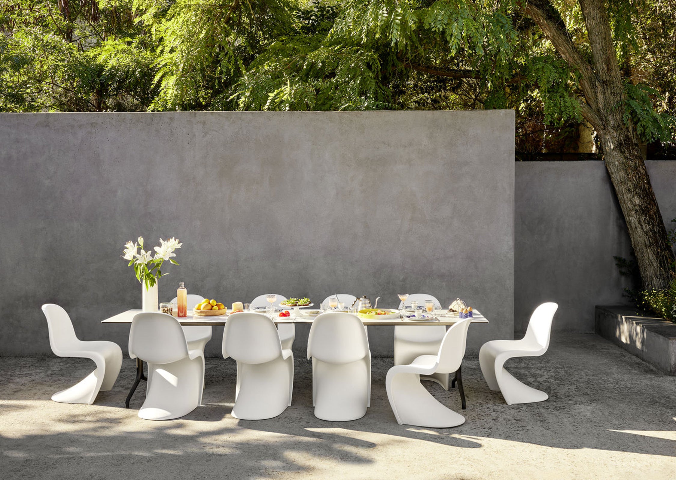 PANTONE CHAIR ホワイト Verner Panton 1967 Vitra Panton Chair - Available at Grounded | Modern Living