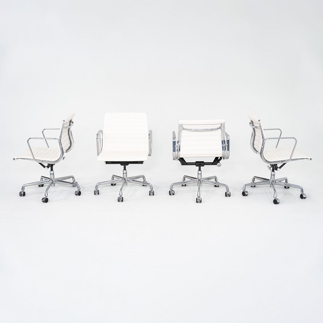 Aluminum Group Management Desk Chair, EA335