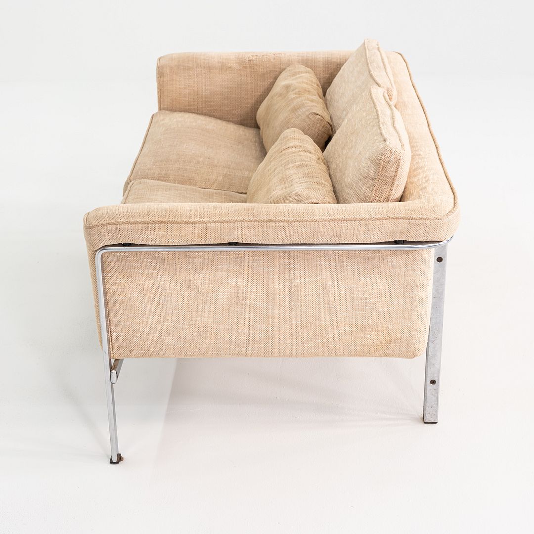 Model HB 6912 Sofa