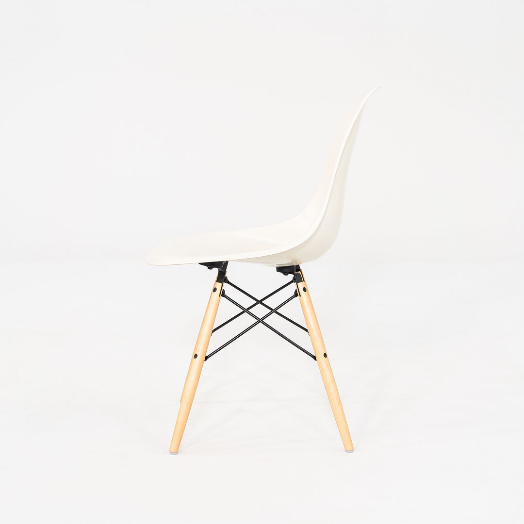 DSW Chair
