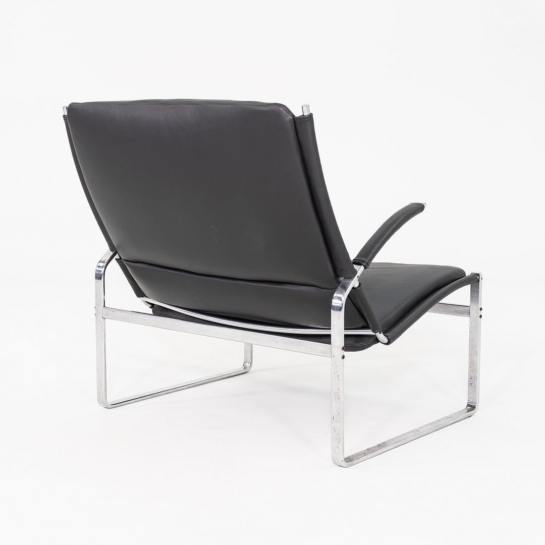 FK81 Lounge Chair