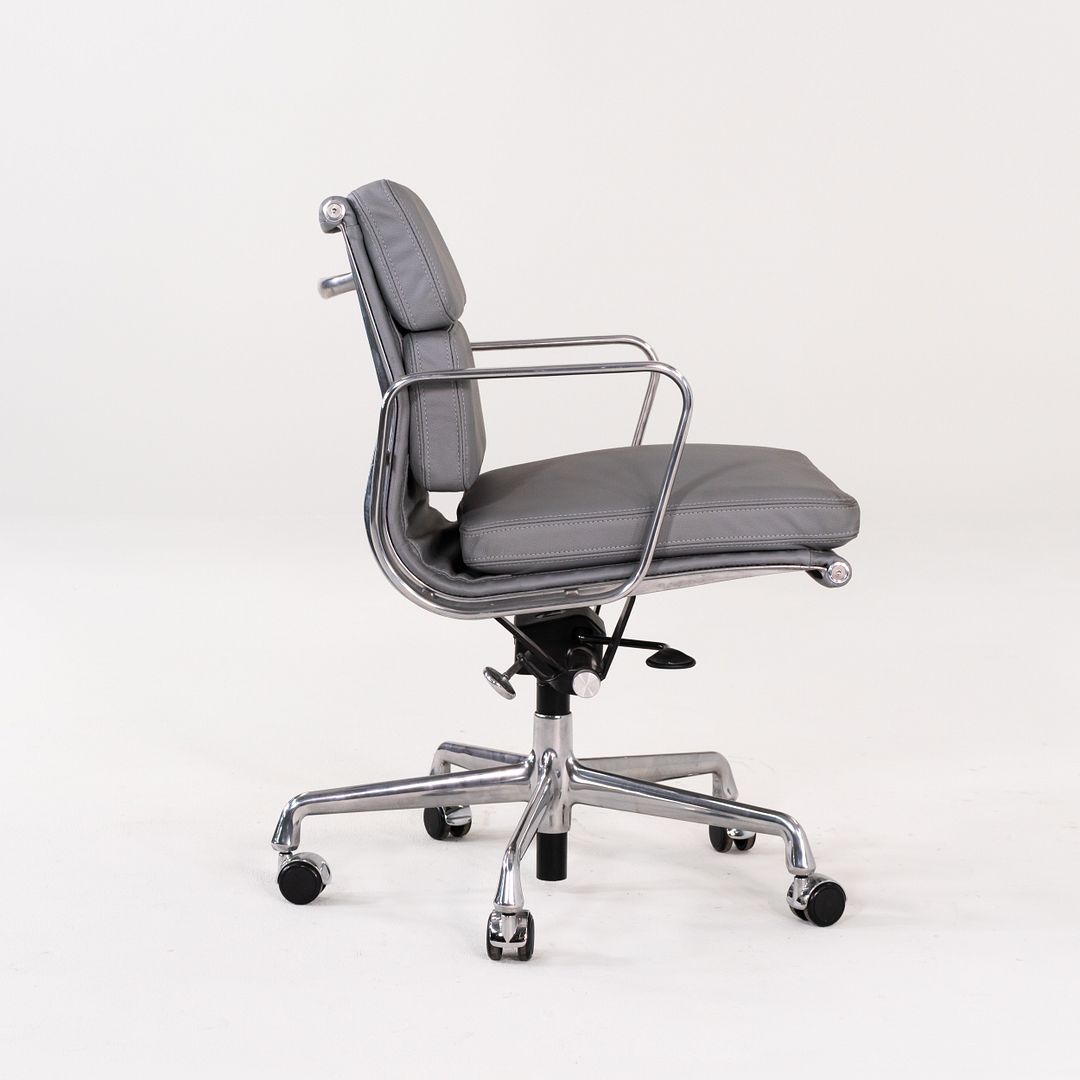 Eames Soft Pad Management Desk Chair, Model 435