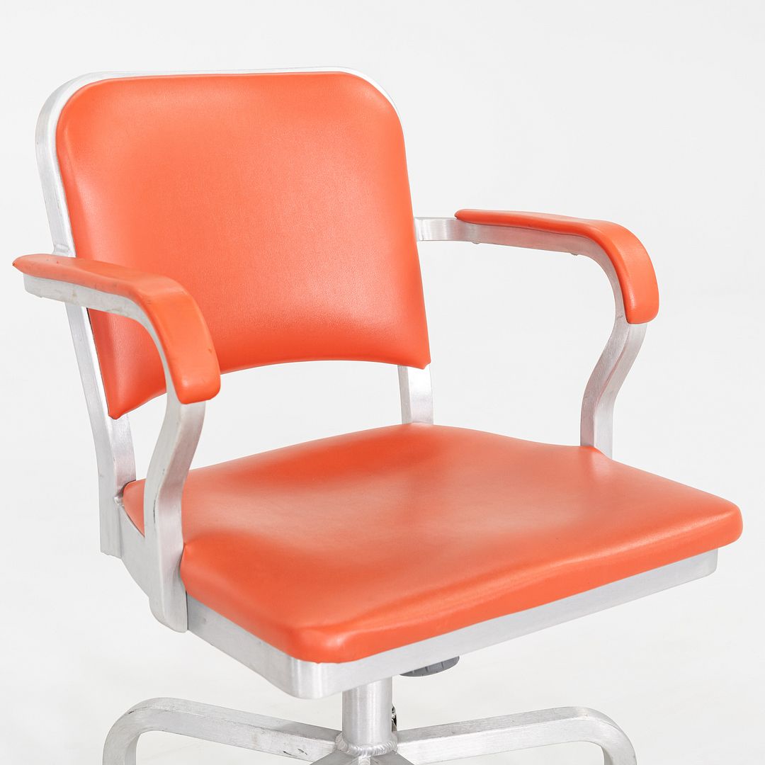 Navy Officer Swivel Armchair