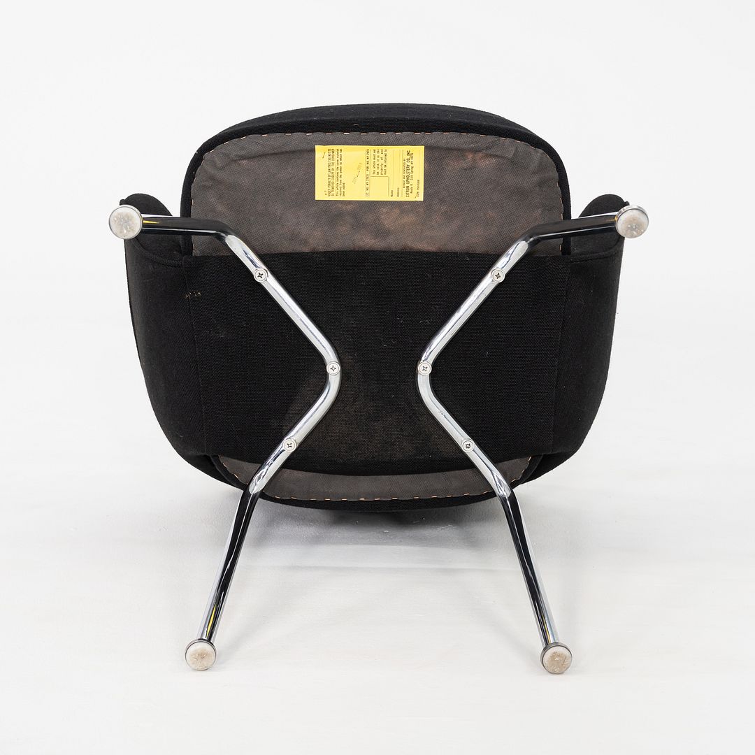 Saarinen Executive Arm Chair
