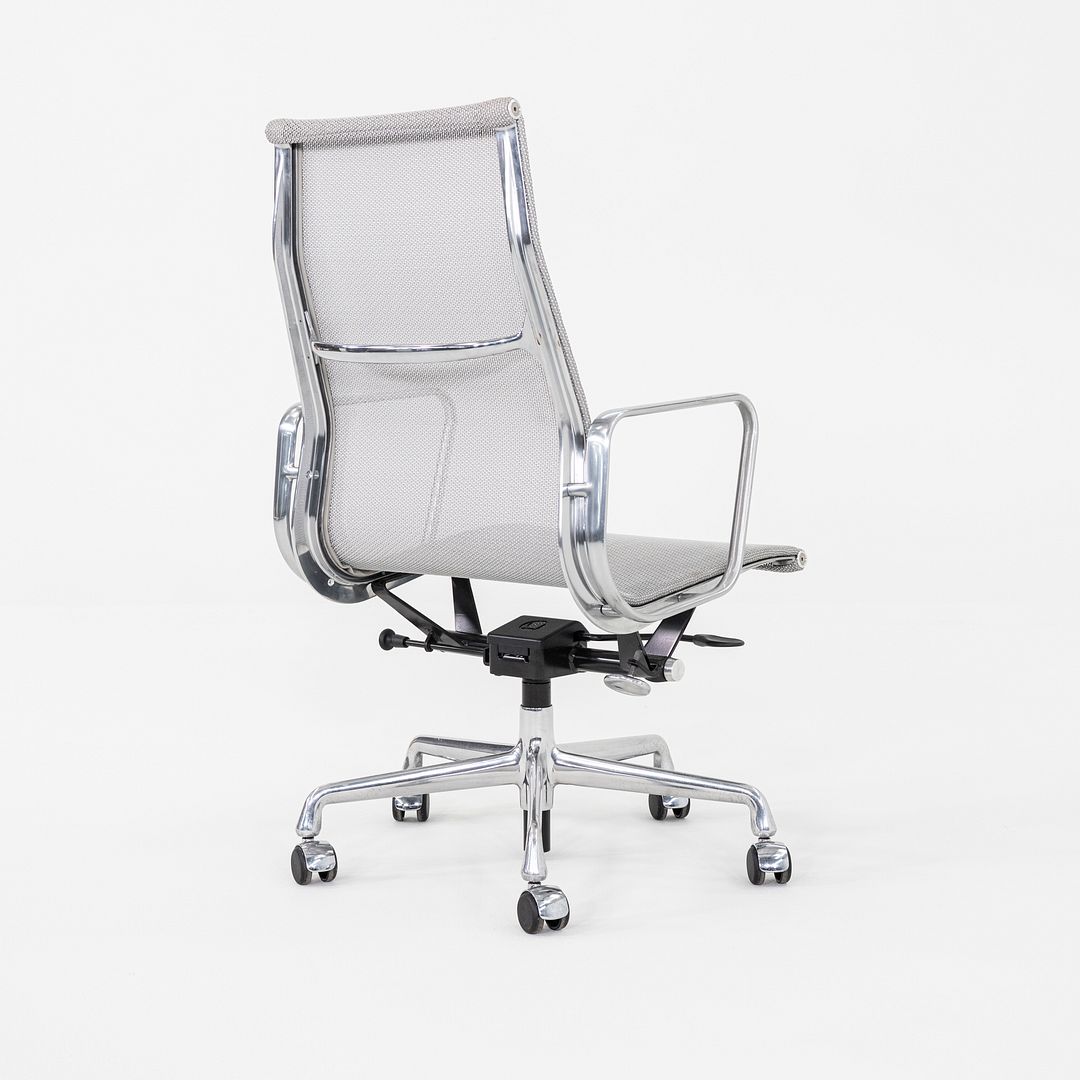 Aluminum Group Executive Desk Chair, Model EA337