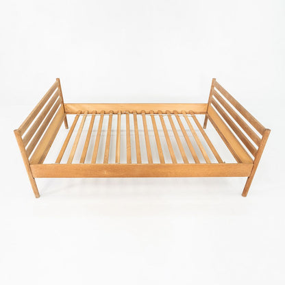 Full Bed
