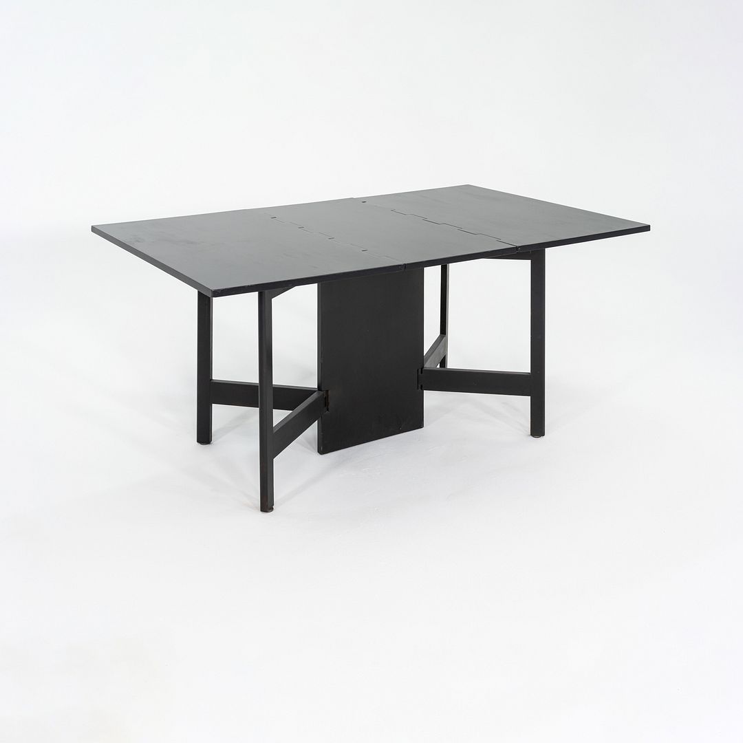 Gate Leg Dining Table, Model 4656