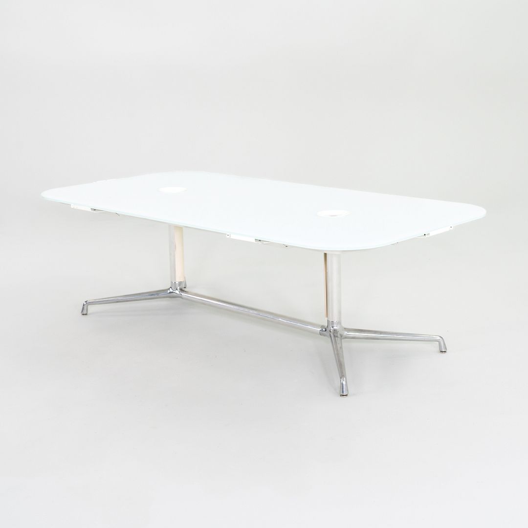 SW_1 Conference Table