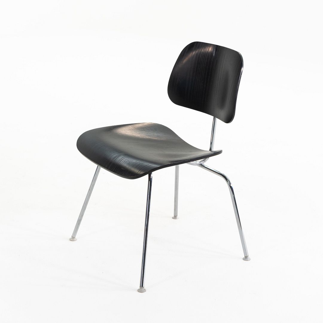 DCM Chair